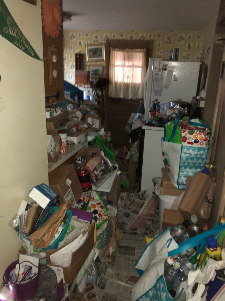 2hoarder8 2hoarder8